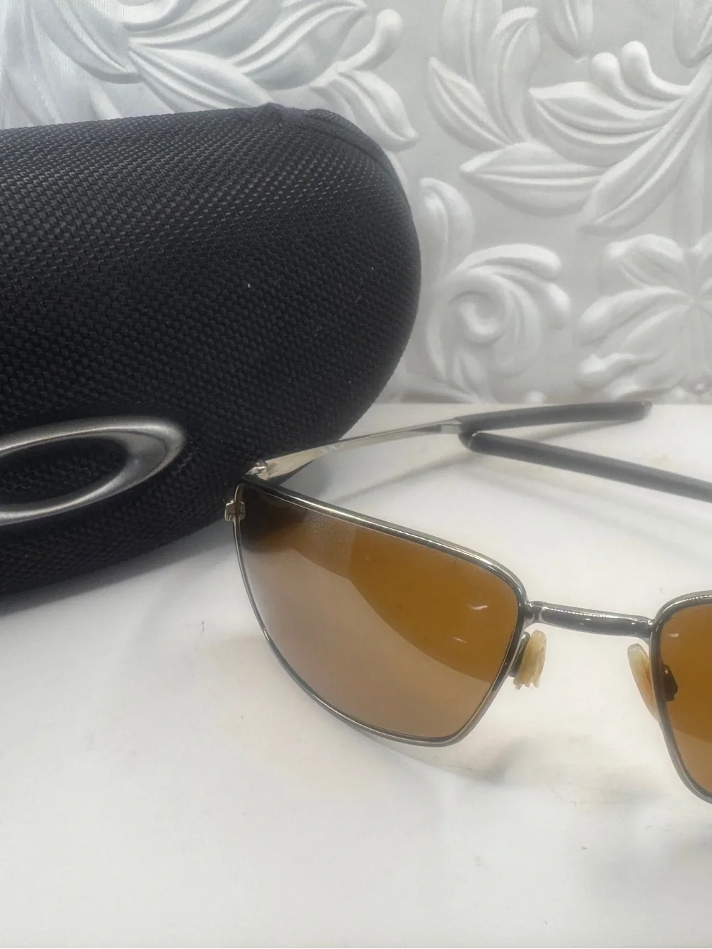 Oakley square wired polarized dark sunglasses